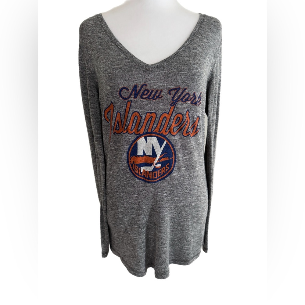 NY Islanders long sleeve Tee shirt-  size S